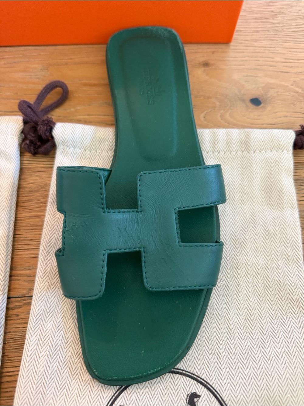 Hermès Green Oran Sandals - Picture 3 of 7